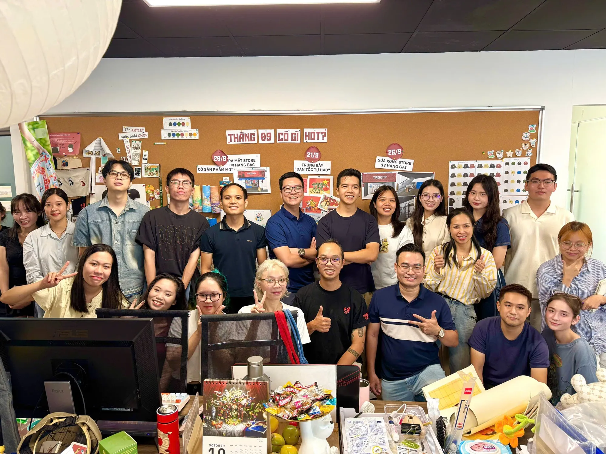 Đội ngũ VDX và Tired City sau buổi kick-off dự án